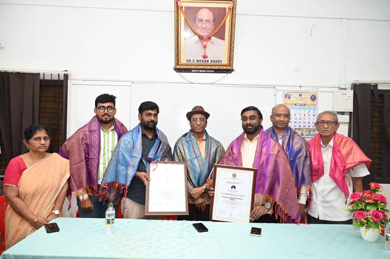 SRM University Recognizes SKDT Primary School for Outstanding Contribution to Education